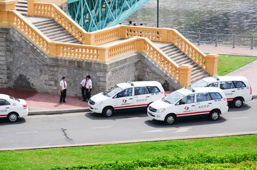 Giao[-]lư[-]trao[-]đổi[-]công[-]việc[-]sau[-]khi[-]